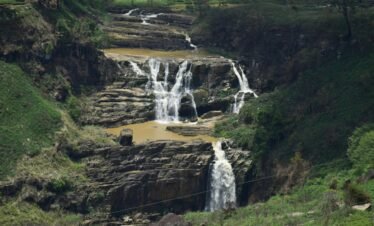 Sri Lanka Heritage & East Coast Explorer
